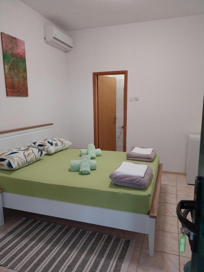 Apartamento Sobe Kraft 2 Živogošće Exterior foto